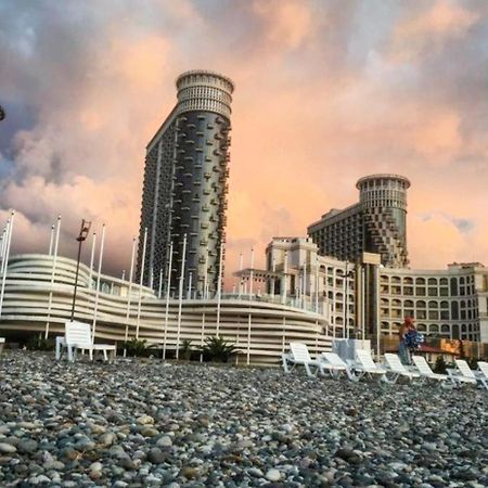 Orbi Sea Tower Apartment บาทูมิ ภายนอก รูปภาพ