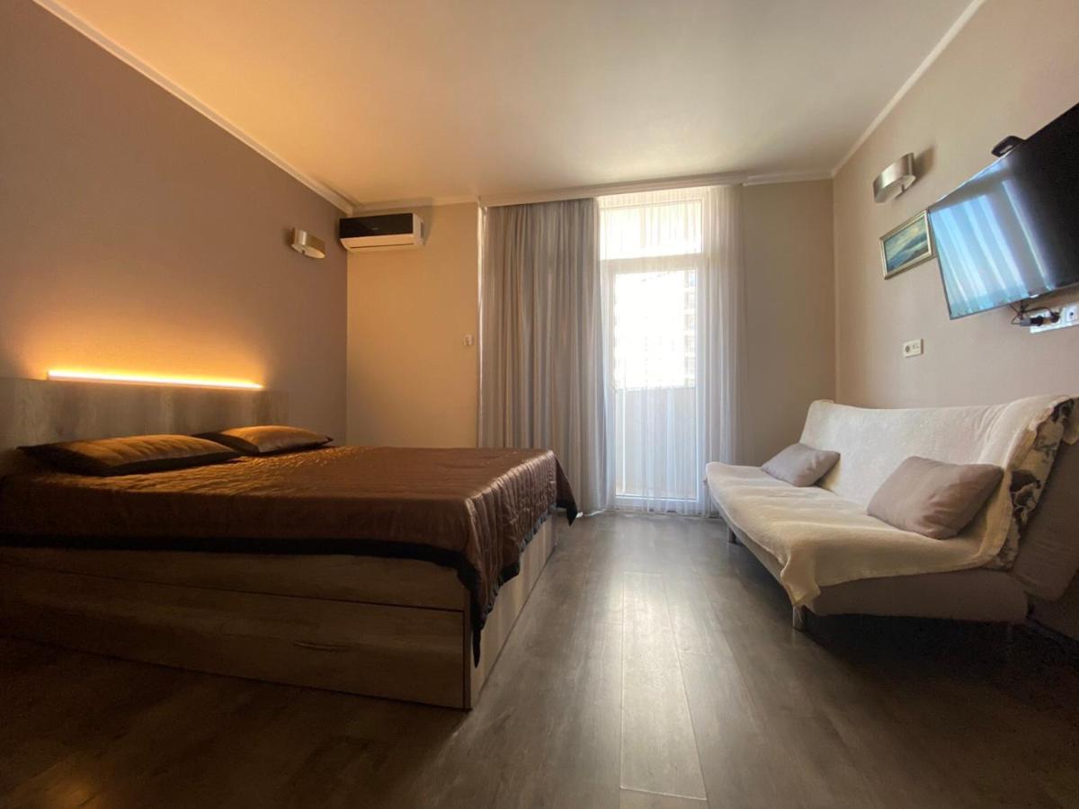 Orbi Sea Tower Apartment บาทูมิ ภายนอก รูปภาพ