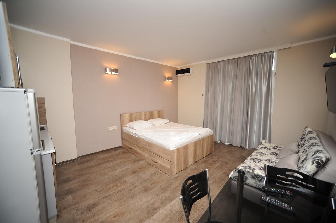 Orbi Sea Tower Apartment บาทูมิ ภายนอก รูปภาพ
