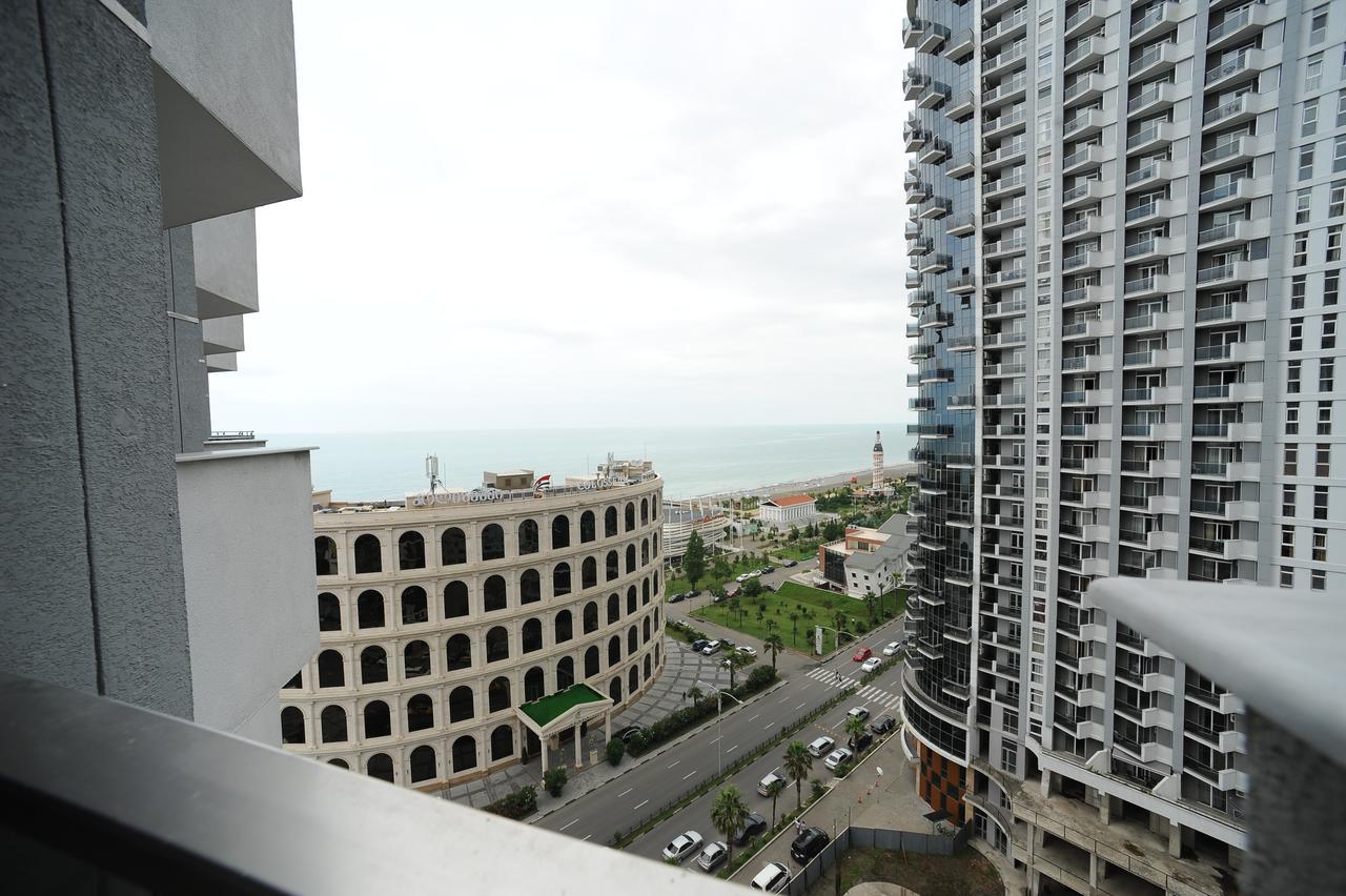 Orbi Sea Tower Apartment บาทูมิ ภายนอก รูปภาพ