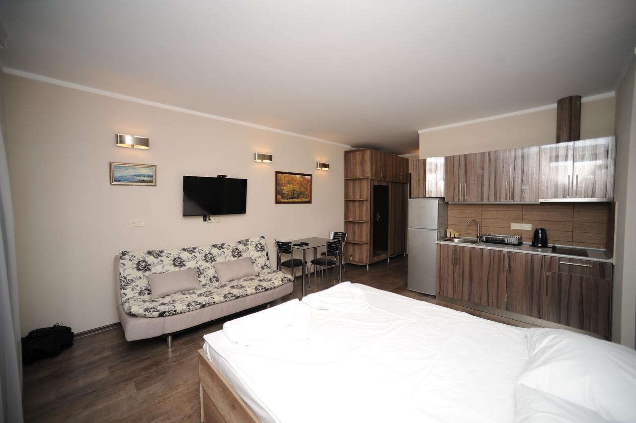 Orbi Sea Tower Apartment บาทูมิ ภายนอก รูปภาพ