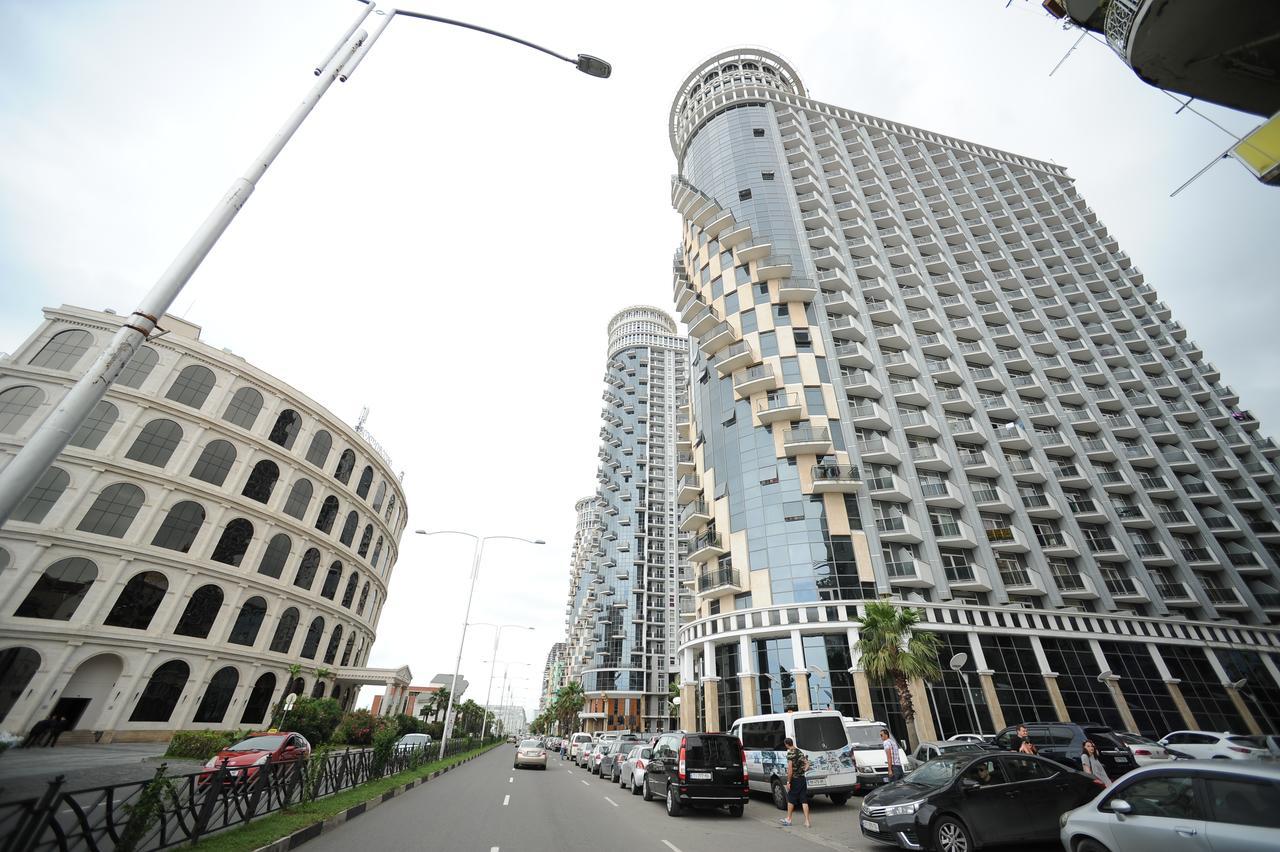 Orbi Sea Tower Apartment บาทูมิ ภายนอก รูปภาพ