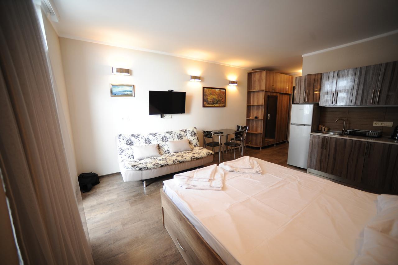 Orbi Sea Tower Apartment บาทูมิ ภายนอก รูปภาพ